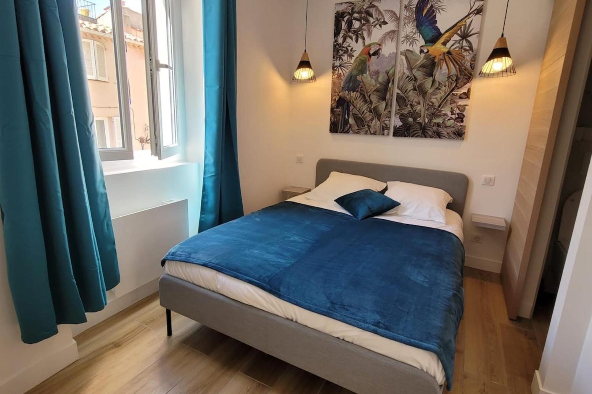 06An - Beautiful Apartment In The Heart Of Old Антиб Екстериор снимка